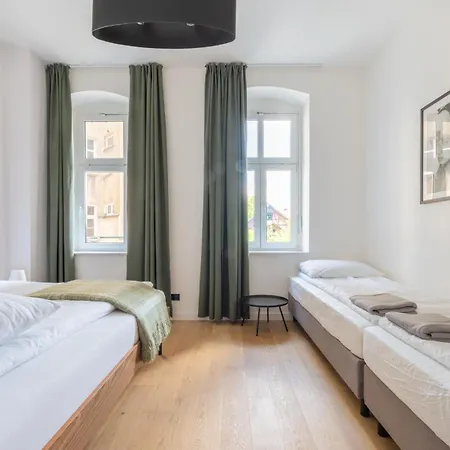 Mynest Poplinskich Апартаменты Познань